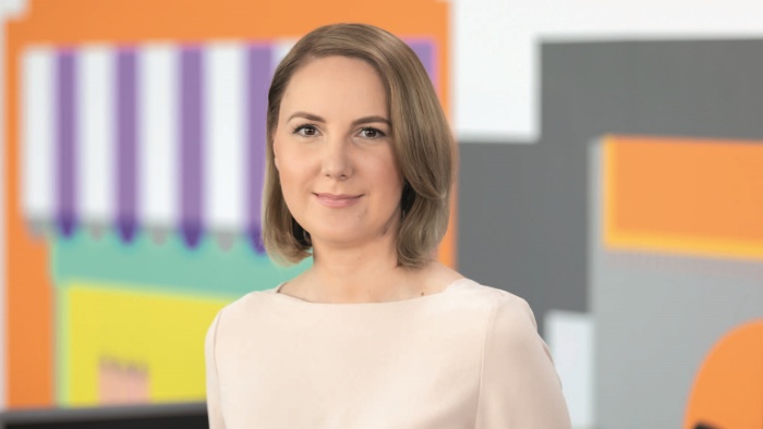 In an interview for <a href="/revistacariere/">Revista CARIERE</a>, <a href="/Irina_Matea/">Irina Matea</a>, Customer Service Director <a href="/orangeromania/">Orange Romania</a>, highlighted the importance of women as leaders &amp; talked about career, work-life balance🦸‍♀️, empathy and trust. Read more here ➡️revistacariere.ro/inovatie/compa…