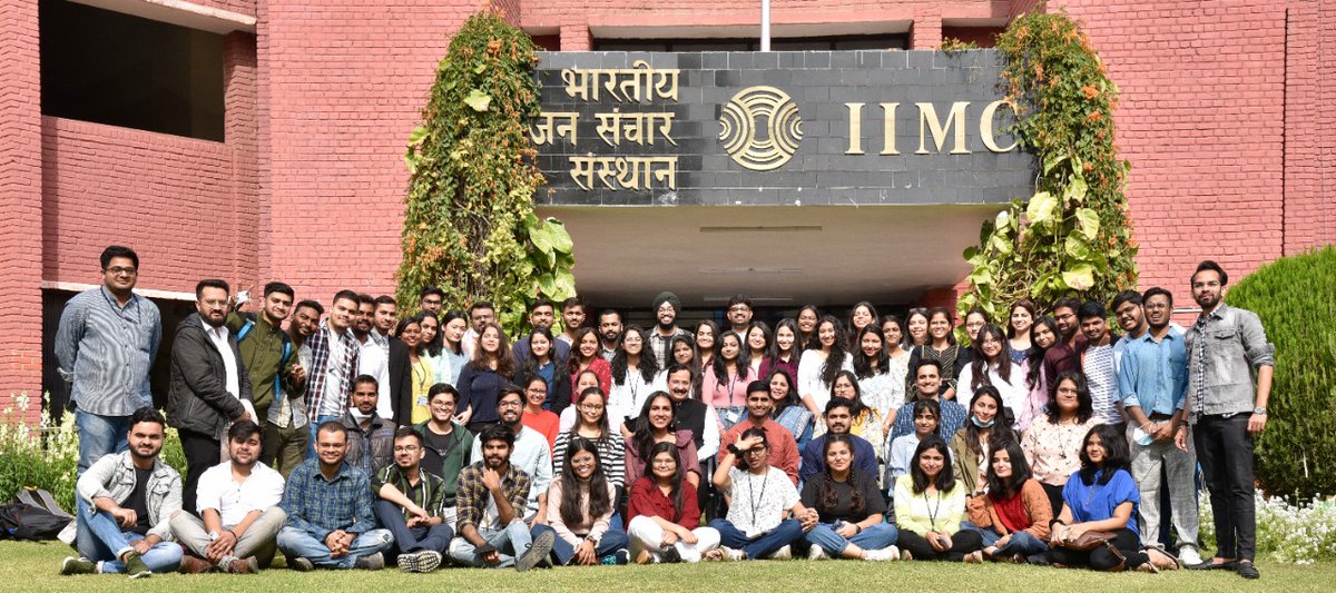 As I always say these students bring life to the campus :) <a href="/IIMC_India/">Indian Institute of Mass Communication</a> @ProfSanjay_IIMC #ADPR22