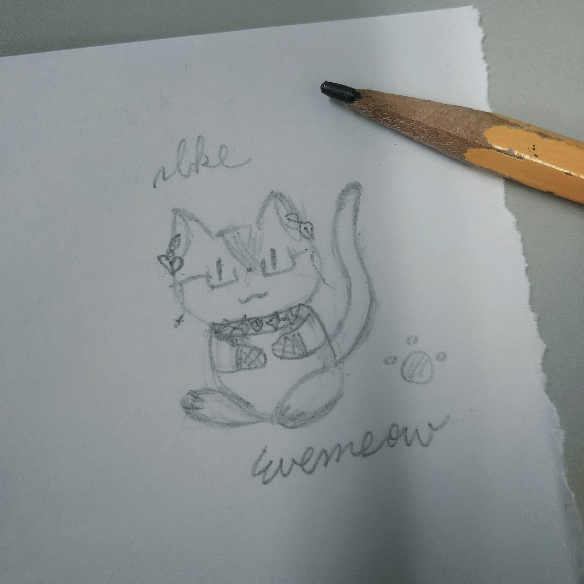 hanekaede's tweet photo. I tried, just can't draw ¯\_(ツ)_/¯
Let's go back to appreciate others' drawing 😂

手殘族果然欣賞他人的畫就好了😂

#Ikenography #drawingishard https://t.co/J78wRi1Ac4