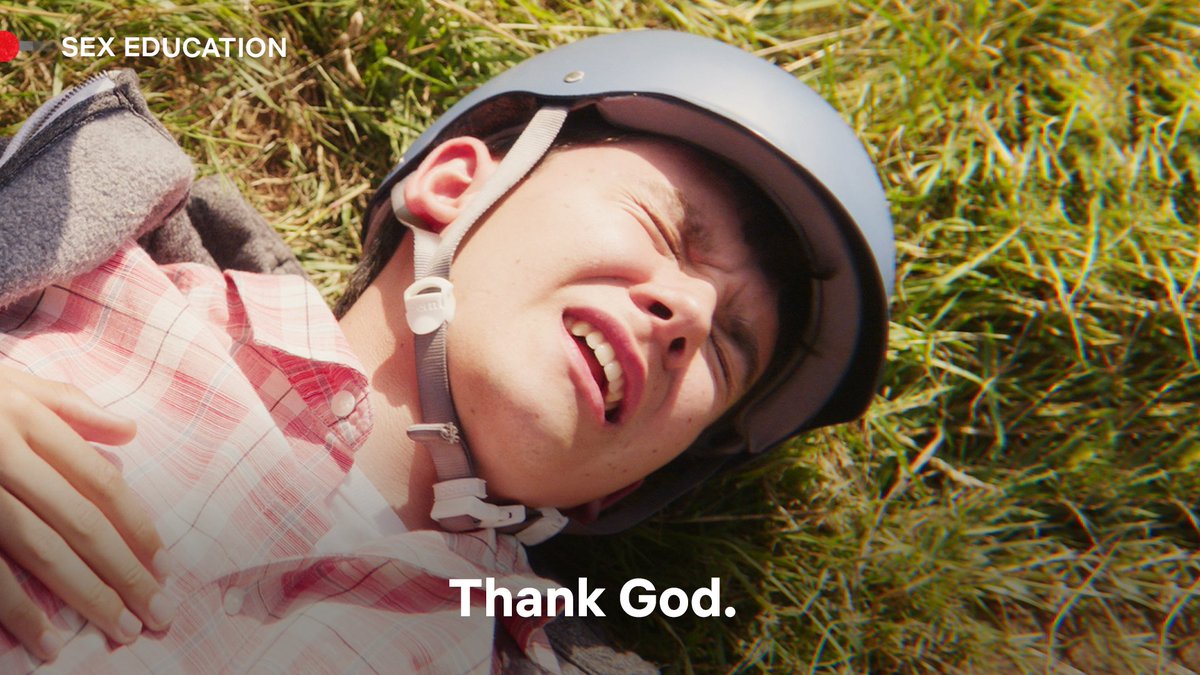 Netflix_PH's tweet photo. Kapag di na tuloy ‘yung lakad: https://t.co/976KKIJk4V
