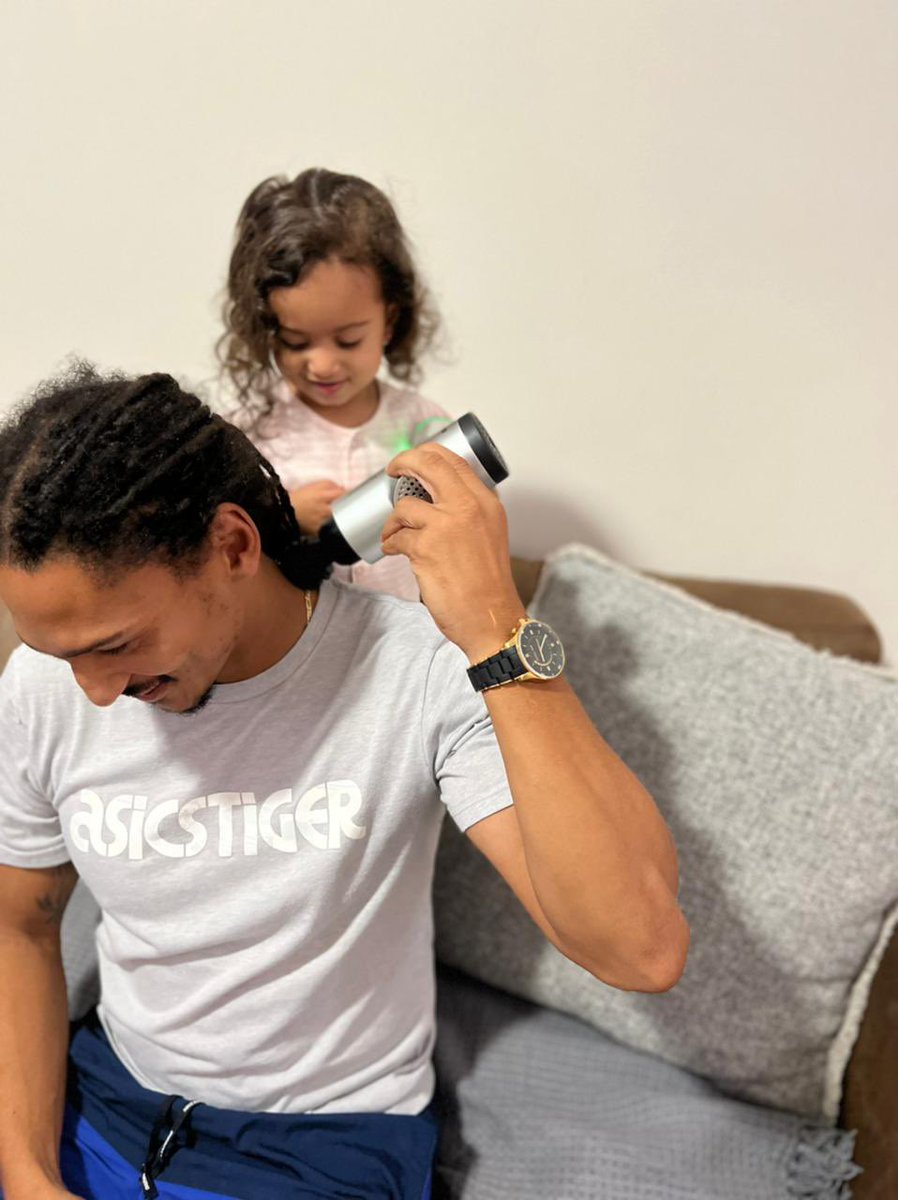 Justin Geduld tweet media