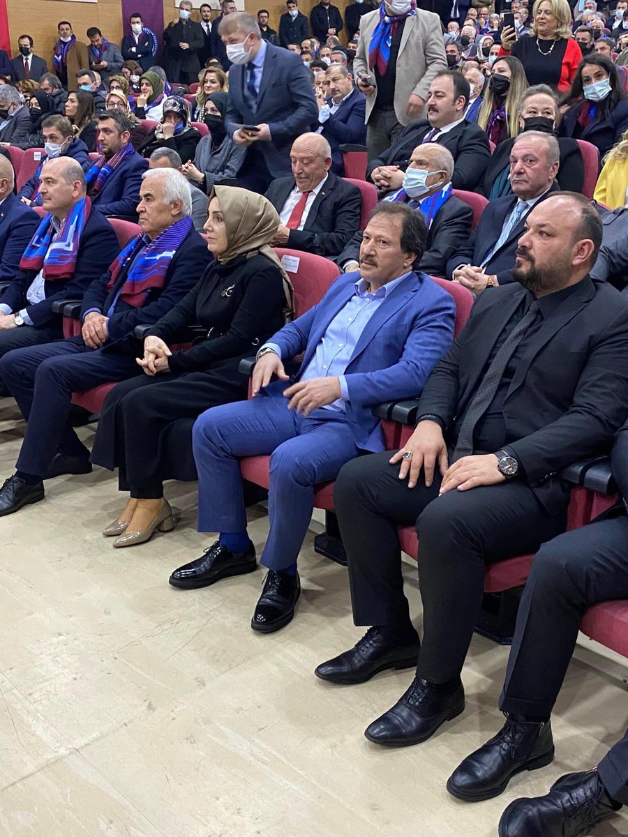 Başkent Trabzon Dernekler Federasyonun 2.Olağan Genel Kurulu İçişleri Bakanımız Sn Süleyman Soylunun Katılımı İle Gerçekleşti.
Mehmet Yiğiner Başkanımzla Katılım Sağlayarak Ankaragücünde Beraber Yöneticilik Yaptığımız Ali Hacıfazlıoğlu Yeniden Başkan Seçildi.
Başarılar Diliyorum.
