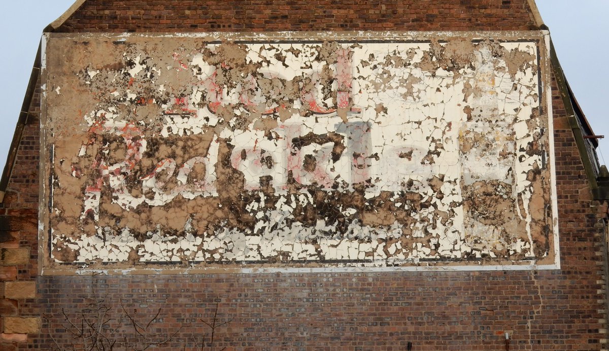 ghostsigns's tweet photo. Inspired by this #Glasgow ghost sign for Red Hackle whiskey, @EdwinHillier has composed '37 Otago Street' which you can listen to here on the @BBCRadio3 #NewMusicShow with Tom Service:

https://t.co/Ng1iSVFJeh (from 01:42:00)

More Red Hackle: https://t.co/3To3dIk5jA

#ghostsigns https://t.co/V5g0uvTjRa