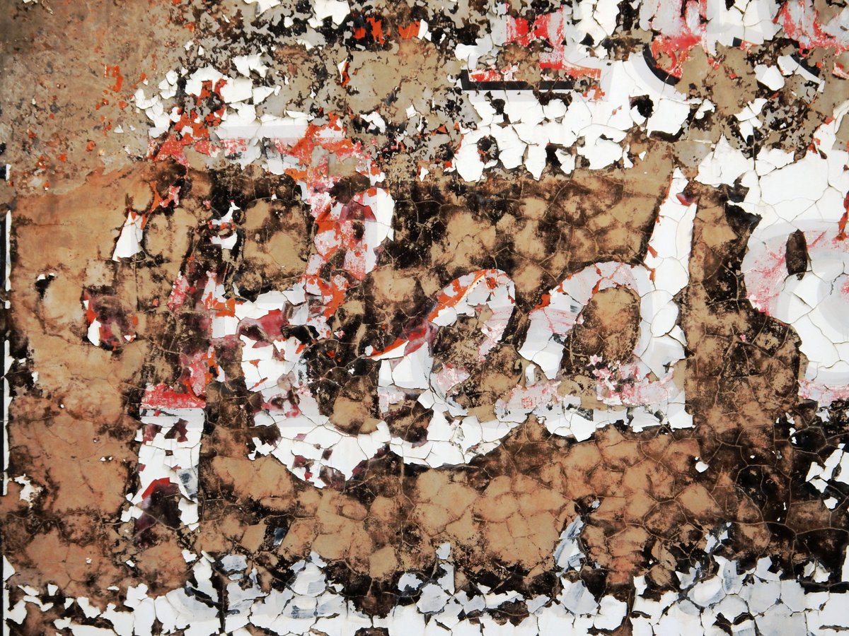 ghostsigns's tweet photo. Inspired by this #Glasgow ghost sign for Red Hackle whiskey, @EdwinHillier has composed '37 Otago Street' which you can listen to here on the @BBCRadio3 #NewMusicShow with Tom Service:

https://t.co/Ng1iSVFJeh (from 01:42:00)

More Red Hackle: https://t.co/3To3dIk5jA

#ghostsigns https://t.co/V5g0uvTjRa