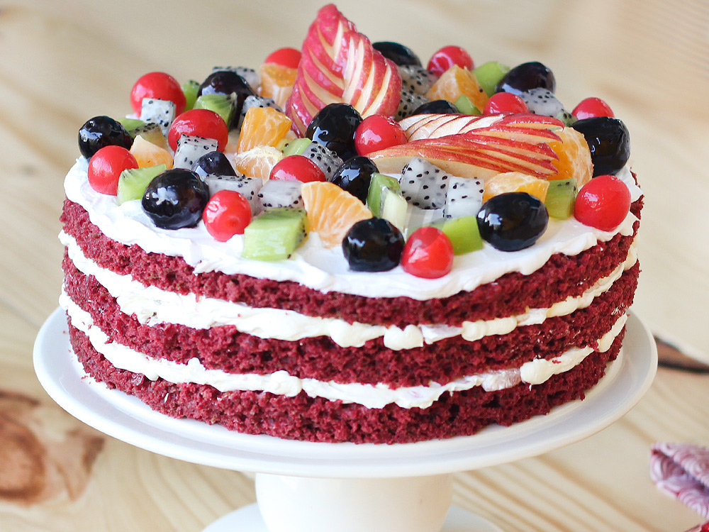 BakingsLove's tweet photo. shop on : https://t.co/MZ8s6rBIZg.
Fruity delicious! The sinful velvet cake loaded with Inside- Custard Cream With Chopped Fruits like kiwis, cherries, apples, dragon fruits and black grapes. Your healthy treat is on its way!
Red Velvet Fruit Layer Cake
 ₹899.00. https://t.co/Pj77GyosQs