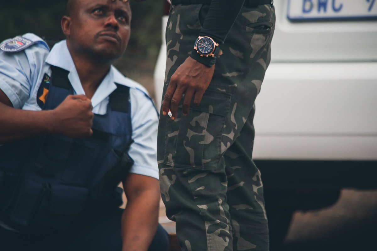 Uzalo_SABC1's tweet photo. It’s Giving All The Action you Signed up for Tonight ‼️💥🩸🩸

#Uzalo
📸: @chillismhlongo https://t.co/xg39BRjaTh