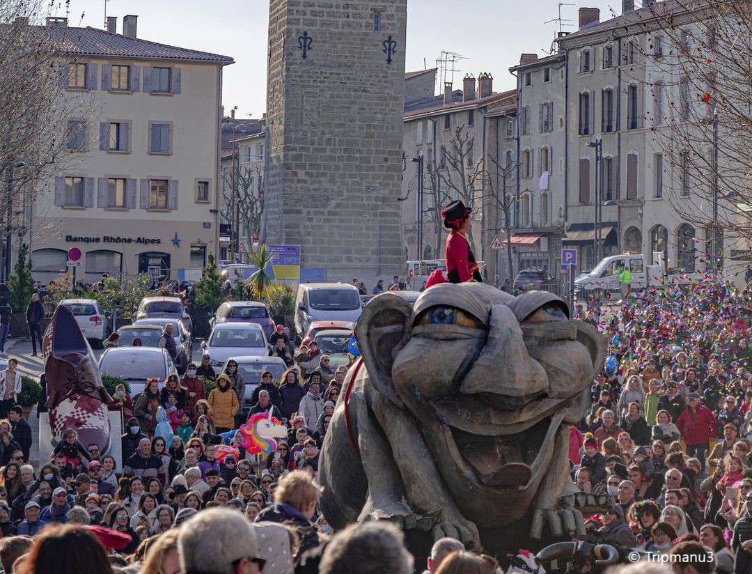 Retour en images 📸 Carnaval de Romans 2022 🥳
--
Merci pour ces magnifiques photos, à l'année prochaine !! 
 #CarnavaldeRomans