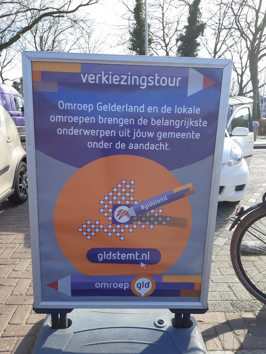 deZoomerij's tweet photo. De lijsttrekkers van de @Gem_Renkum zijn klaar voor het debat tijdens de verkiezingstour van @OmroepGLD. Maandag 14 maart 19.30 zijn de lijsttrekkers in #Bibliotheek #Oosterbeek voor speciaal spel, komt allen!! https://t.co/yaUMhkkdSL
#gldstemt @BiblVeluwezoom https://t.co/rfwKUv5Tnl