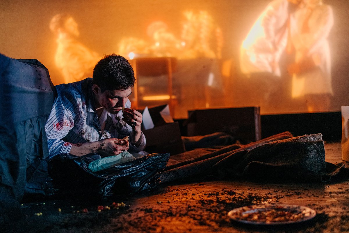 In 2020 we co-produced The Metamorphosis with <a href="/VPointTheatreCo/">Vanishing Point</a>, which premiered to 5-star reviews before we closed for lockdown. But they're back this month to finish what they started. 

You can catch The Metamorphosis from Wed 16 - Sat 26 March. 

tron.co.uk/shows/metamorp…