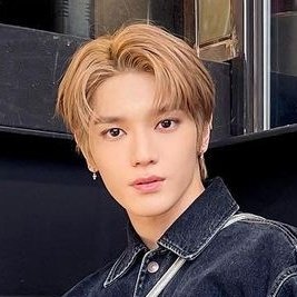 musetaeyong's tweet photo. OH MY GOD BLONDE TAEYONG IS BACK AND HE LOOKS LIKE A GOD. THIS IS NOT A DRILL!!! https://t.co/JUTcOEUuVW