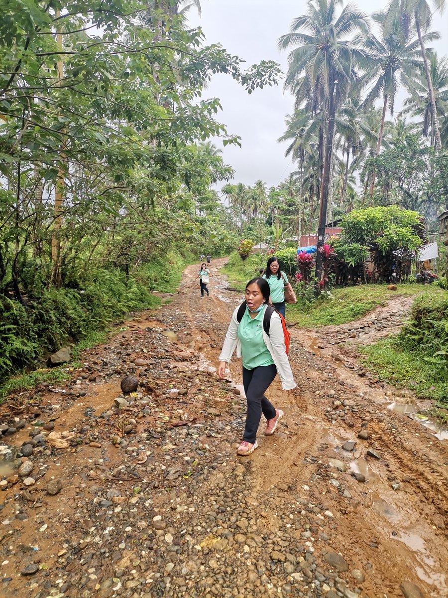 dimpau04's tweet image. Hi, saka sa mi&apos;g bukid lami ug dalan. 😅 #parasabata #parasabayan #f2fclasses