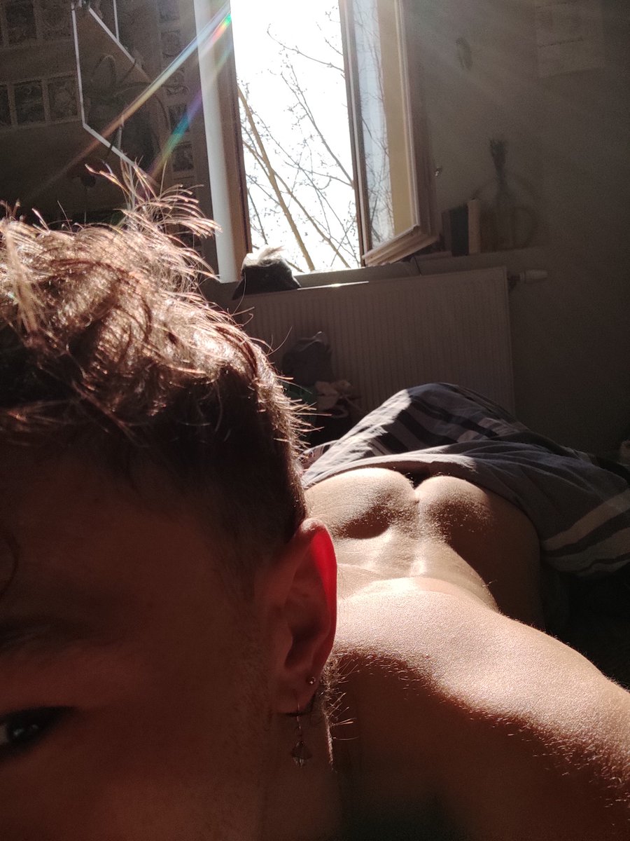 LCagnass's tweet photo. Just woke up https://t.co/FPyiqX7vIw