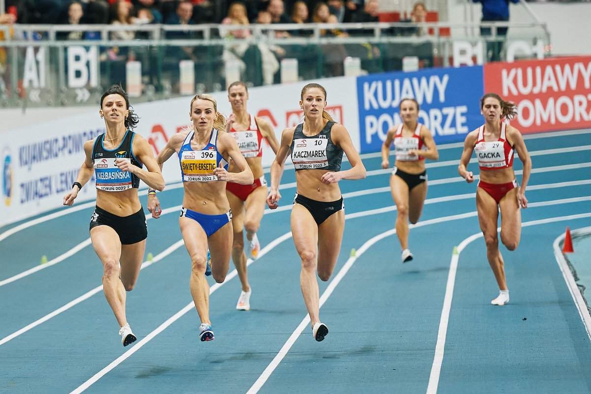 LubieTuByc's tweet photo. W weekend w @ArenaTorun odbyły się 66. PZLA Halowe #MP 🏅 w lekkiej atletyce. Zawodnicy @LubieTuByc zdobyli łącznie 10 medali: 3 🥇, 3 🥈 i 4 🥉Padły nowe rekordy Polski 🇵🇱 , najlepszy wynik na świecie 🔥💪 zdjęcia 📸 #PSkraba @PZLANews @tvpbydgoszcz @radiopik #KujawyPomorze https://t.co/TueSplKrUI