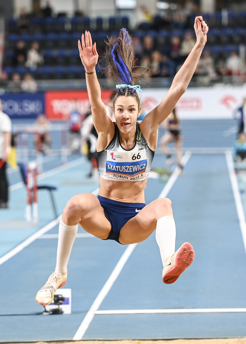 LubieTuByc's tweet photo. W weekend w @ArenaTorun odbyły się 66. PZLA Halowe #MP 🏅 w lekkiej atletyce. Zawodnicy @LubieTuByc zdobyli łącznie 10 medali: 3 🥇, 3 🥈 i 4 🥉Padły nowe rekordy Polski 🇵🇱 , najlepszy wynik na świecie 🔥💪 zdjęcia 📸 #PSkraba @PZLANews @tvpbydgoszcz @radiopik #KujawyPomorze https://t.co/TueSplKrUI