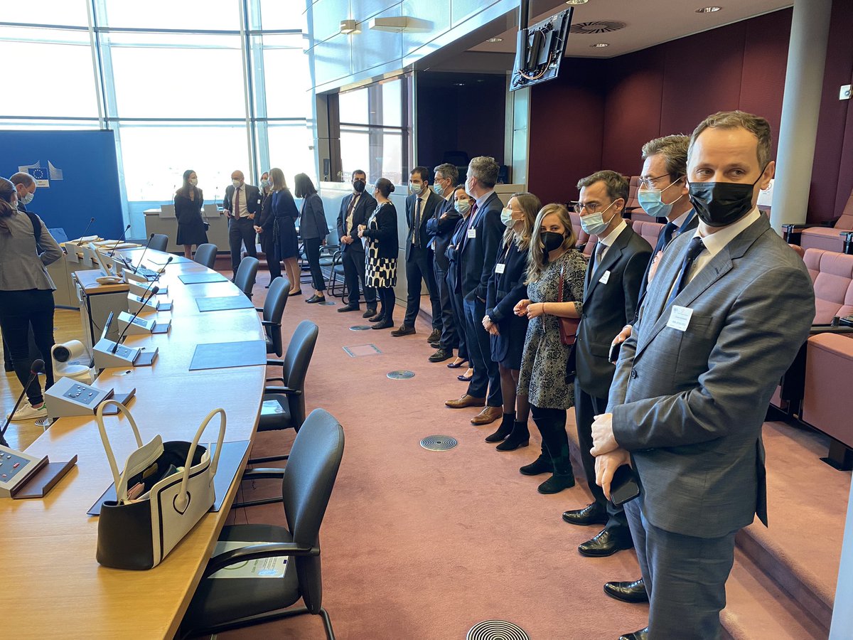 MarcinWolskiEIB's tweet photo. #investEU is reality now, @EU_Commission @EIB and @EIF_EU has just signed the agreement that will define investment landscape in #EUrope for the next years. https://t.co/V6QqiF6l0d