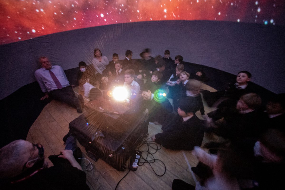 CothillScience's tweet photo. Super visit from @scienceoxford with their wonderful pop-up planetarium. Our junior classes loved it. #space #learningisfun #STEM https://t.co/qSanHOeBOt