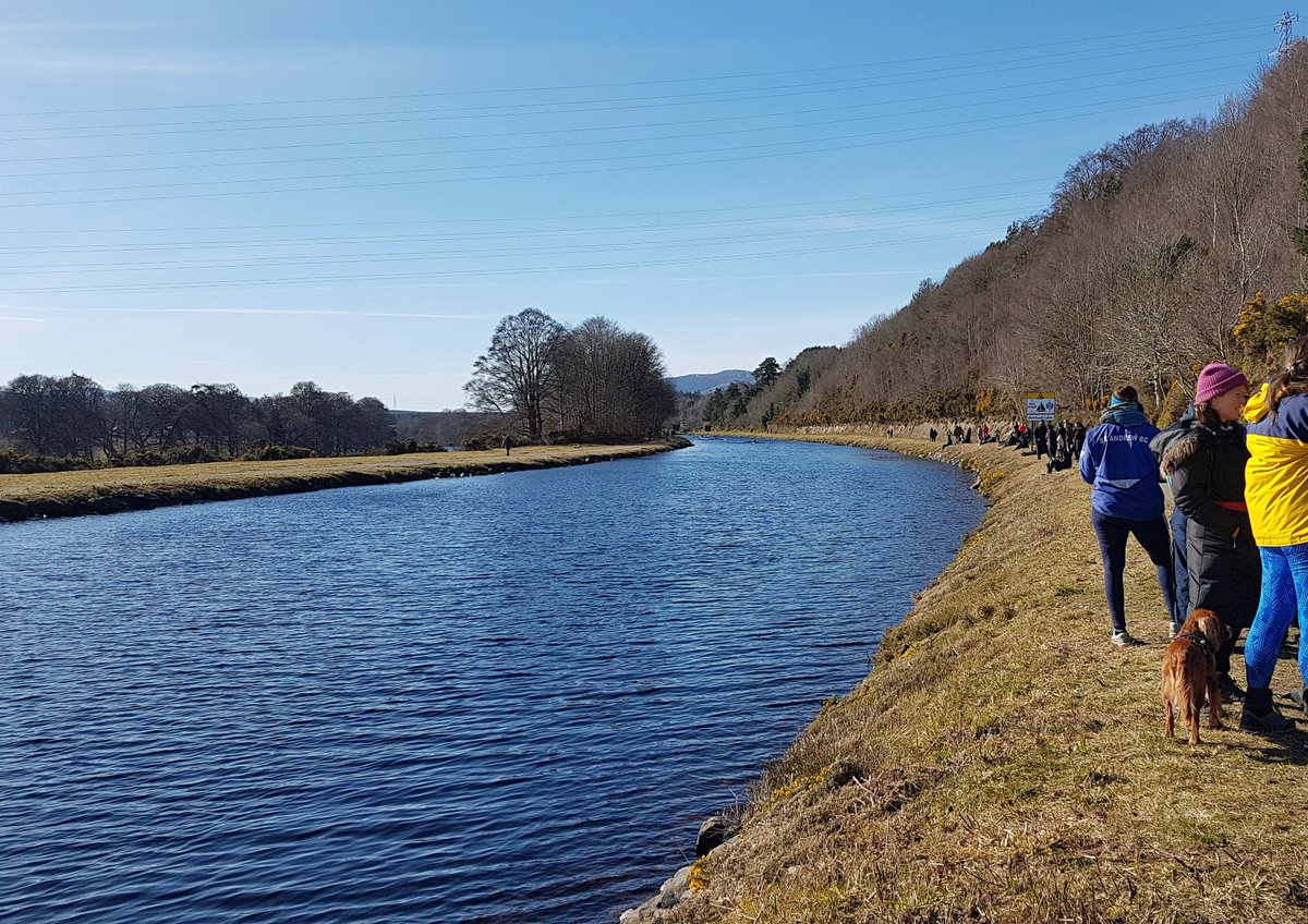 s_brett1's tweet photo. Absolutely glorious weekend #rowing in Inverness with @StirlingRowing at @InvernessRC Winter Head! 

#Sunshine #Scotland #CaledonianCanal #ScottishRowing https://t.co/VG13UrXn2n