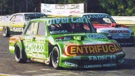 delaCruzrpm's tweet photo. Hoy hace 29 años,@titourreta arrasaba en Balcarce,inicio del TC.
Con su Chevy,lograba la pole,serie y final.
Postergaba a Johnny De Benedictis (Falcon) y @LuisOscarMinerv (Chevy).
Entre los 50 pilotos,debutaba @JCiantini (Dodge).
Largada en movimiento.
📸 https://t.co/tazbZ3UiGo. https://t.co/c0ouXXg6Fj