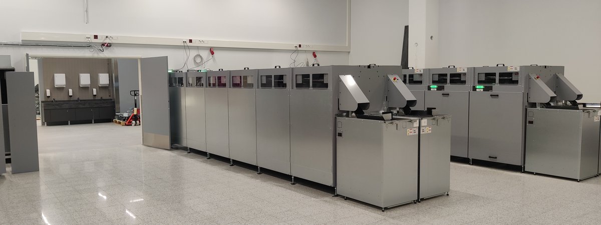 RvmSystems's tweet photo. Take a look at this amazing and huge installation of reverse vending machines at Prisma Liisanlehto Vaasa in Finland ! They have also installed our brand new RVM MEGA machine where you can empty bags with cans and bottles at the same time. Congratulations with the new store !👏🥳 https://t.co/BzzcG8JeGa
