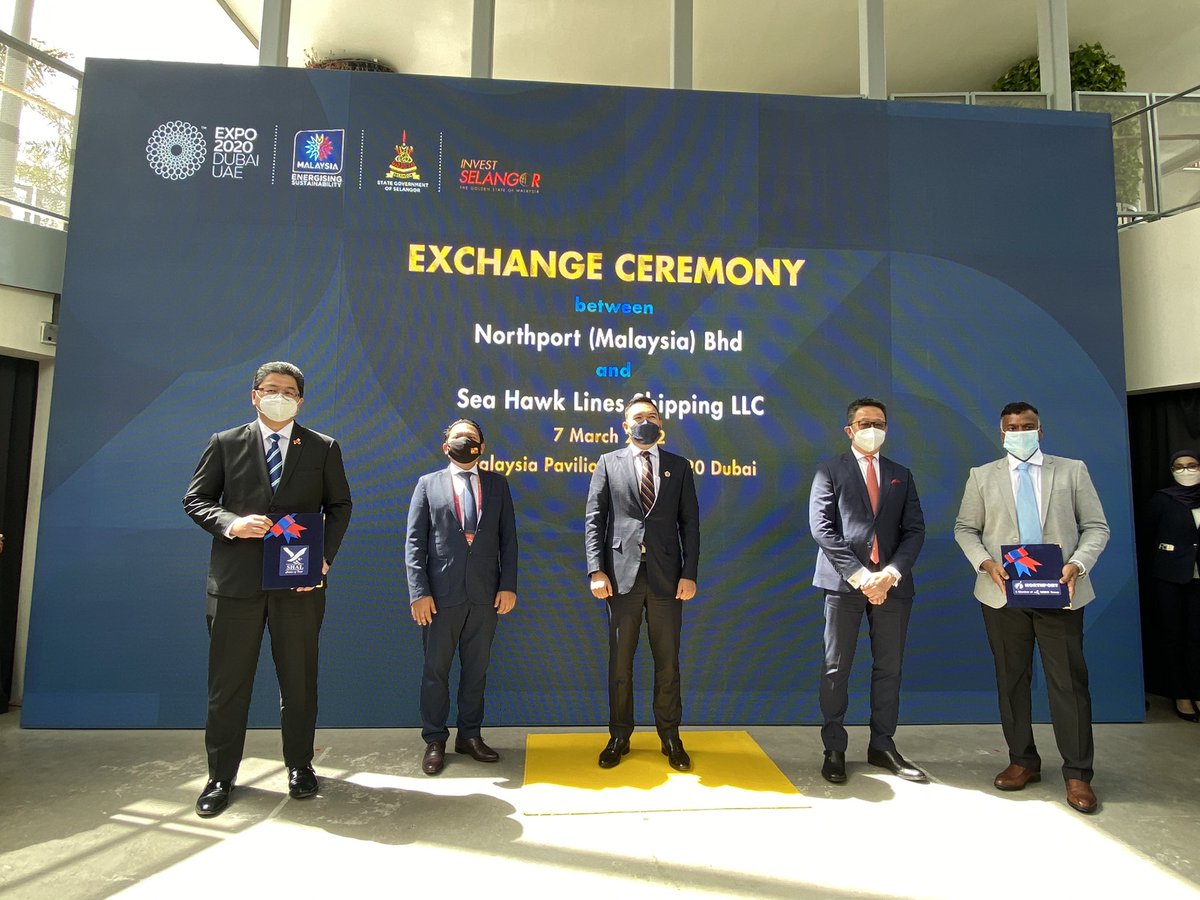 InvestSelangor's tweet photo. The opening ceremony was officiated by the H.H Crown Prince of Selangor accompanied by YB Dato’ Teng Chang Khim, Selangor State Executive Councilor for Industry &amp; Trade and His Excellency Dato’ Mohd Tarid Sufian, Ambassador of Malaysia to the United Arab Emirates (UAE).

(2/3) https://t.co/KhwMeqax8i