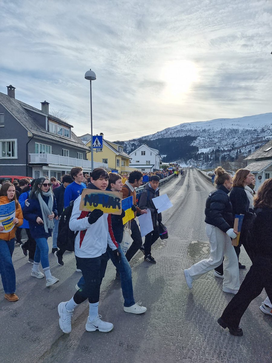 Last Friday our students initiated a walk against war with the local middle and high school in our municipality centre, Dale.  radio.nrk.no/.../sesong/202…...  
The event was also covered by NRK television (from 03:38):
tv.nrk.no/se?v=DKHO98030…