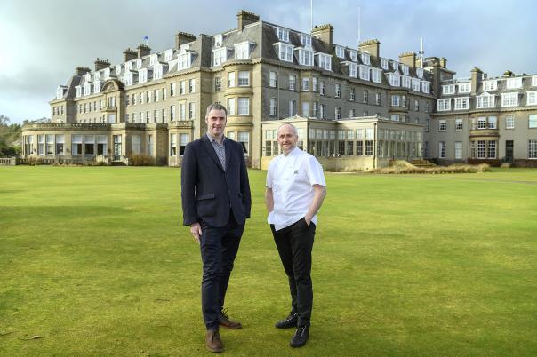 compassgroupuk's tweet photo. #CompassScotland has partnered with chef Stephen McLaughlin @steviechef76 - read more about the partnership below ๐๐
#teamCompass https://t.co/UJqcL3lnz4
