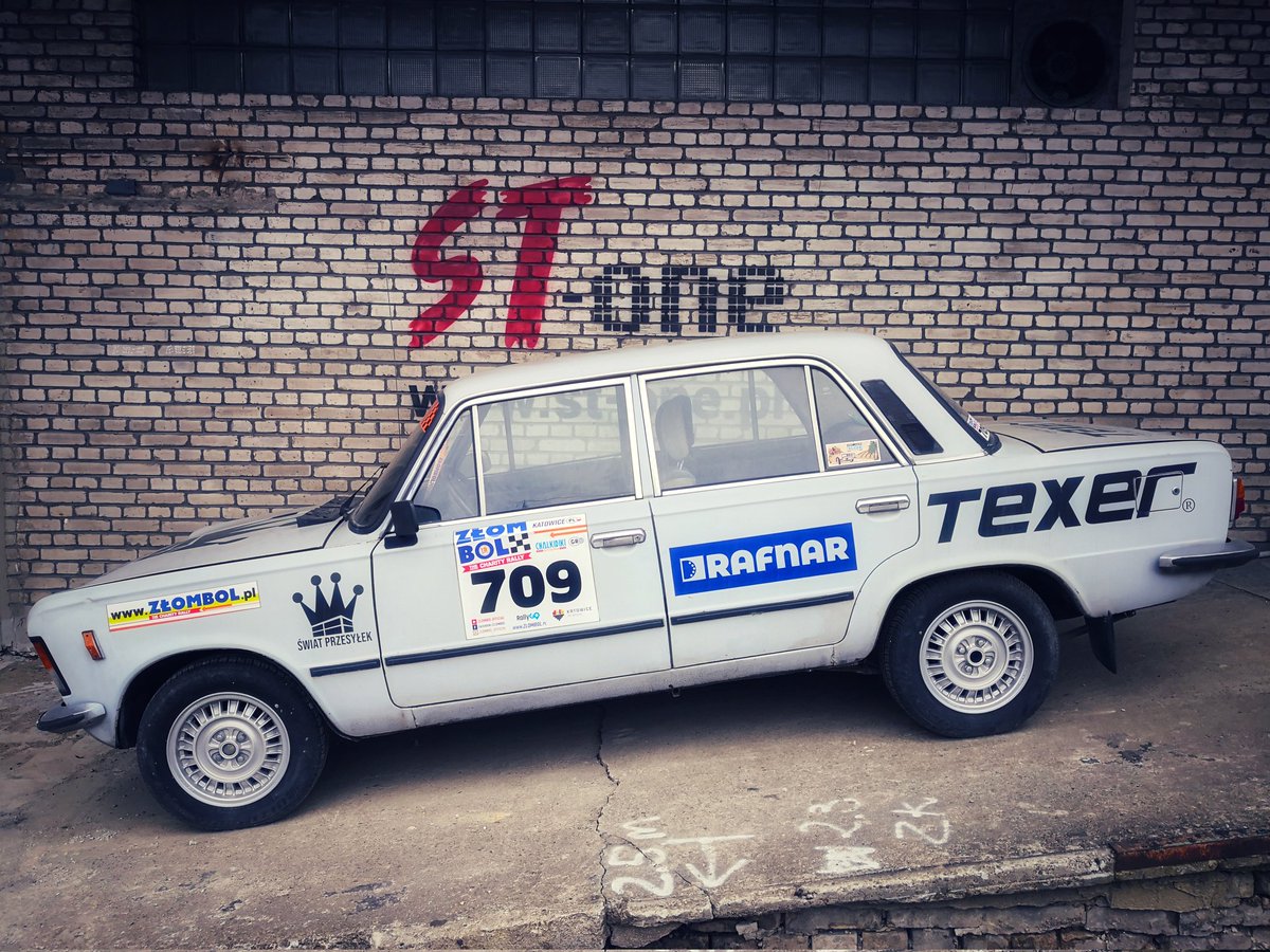lgfoto's tweet photo. Spotkane na niedzielnym spacerze.
#moto #carphotography #fiat #motoryzacja #klasyka #4wheeldrive #zlombol #hiking #hikingadventures #travel #trip #auto #automobile #motocar #classic #classiccars #polska #poland https://t.co/btDpGYCVQW