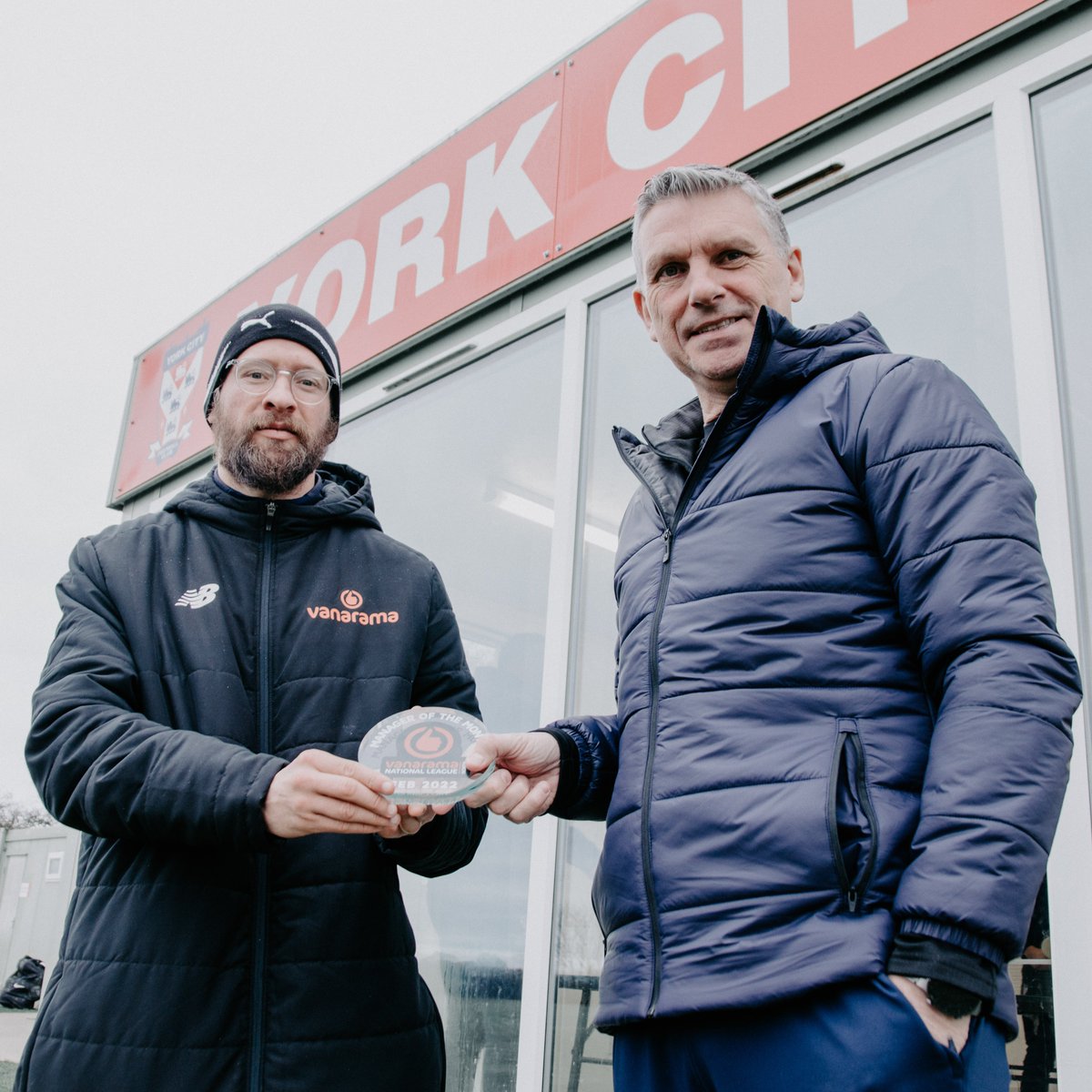 YorkCityFC's tweet image. 🏆 Manager of the Month: February

Congratulations to the Gaffer on winning @TheVanaramaNL award 🎉

#YCFC 🔴🔵