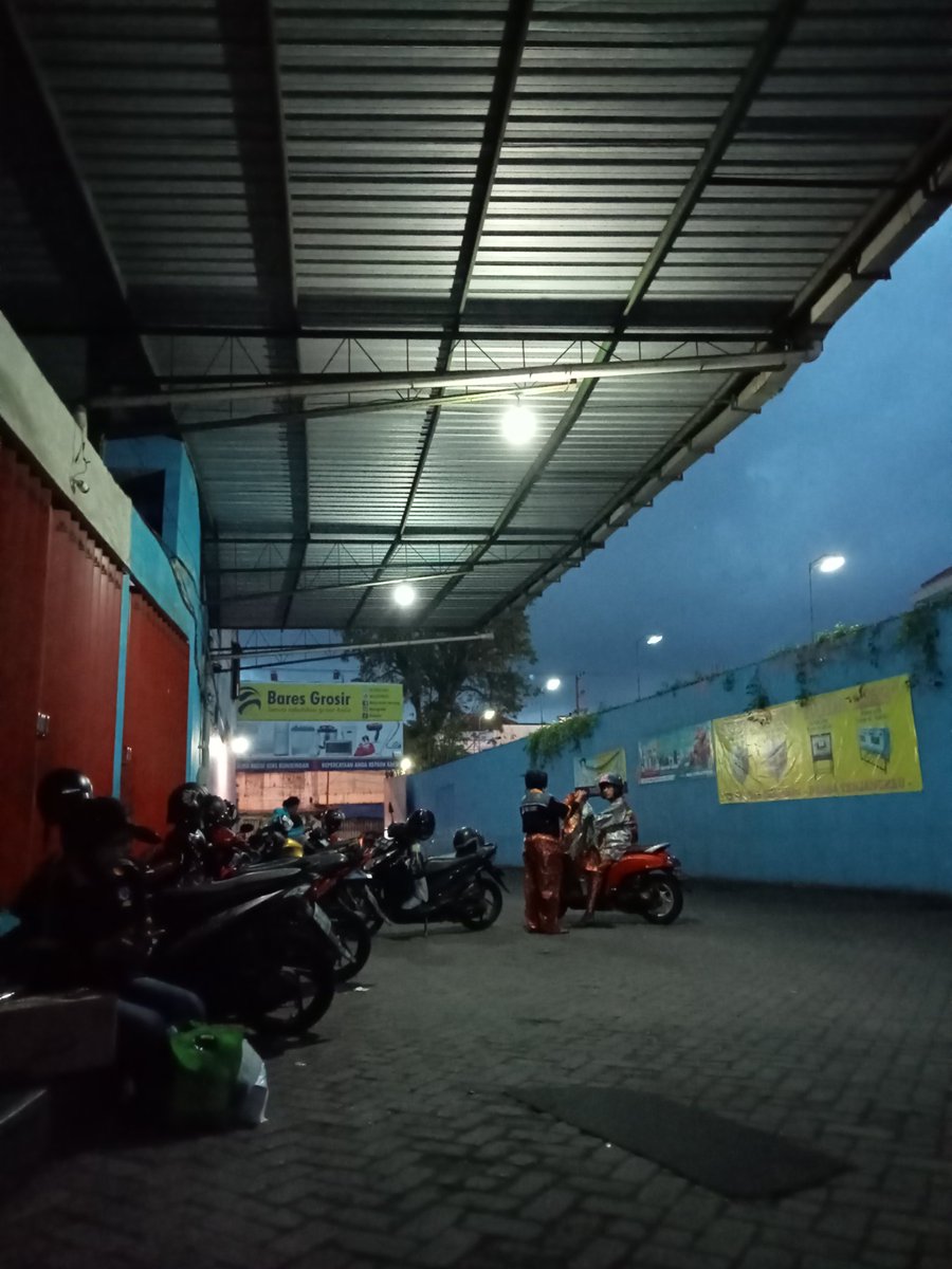 April Glenmore tweet media