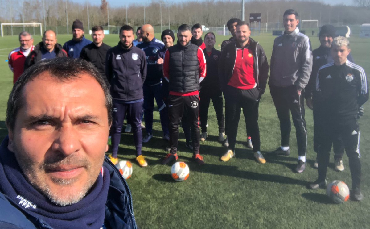 Un peu de soleil 🌞 à #St André de Cuzac pour le CFF3 <a href="/LigueFootballNA/">Ligue de Football Nouvelle-Aquitaine ⭐️⭐️</a> de la semaine 👍