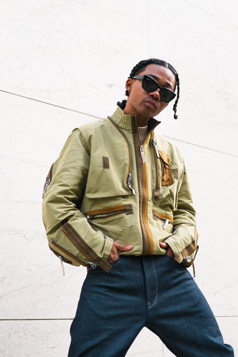 GStarRaw_JAPAN's tweet photo. G-Star RAWのボンバージャケットとストレートジーンズで、クールに存在感を放つShin (@iamverycozy) のスタイル。

■ BOMBER
https://t.co/WcNGXz9Mbe

■ JEANS
https://t.co/VtMSbZouos

#GStarRAW #GStarRAWjapan https://t.co/MKR4YtQEhh