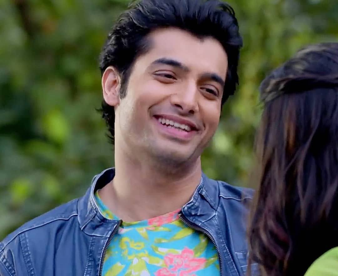 ChandaVarma13's tweet photo. Seeing his eyes , face and facial expressions, fall in love with them.
#6YearsOfKasam https://t.co/yEMECKVjZ4