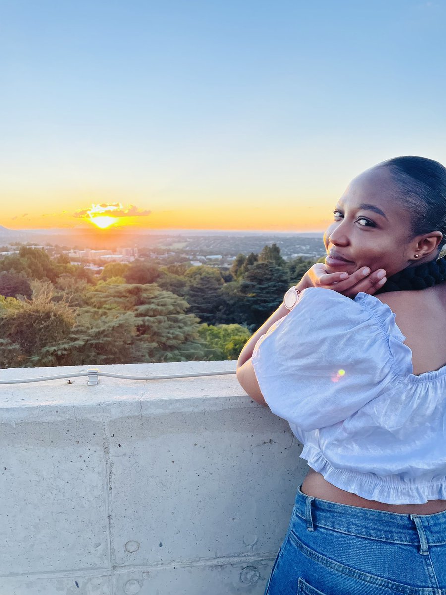 djtino_'s tweet image. 🌞 D A Y  S N A P S 🎶 
#weekenddump #rooftopvibes #sundayfunday