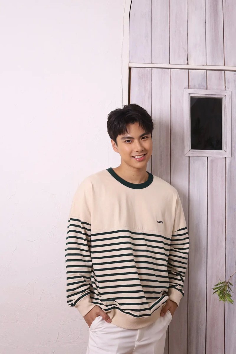 plz_more_giman's tweet photo. 🧡🧡 #OhmNanonxTaiTaiTuan https://t.co/mLLWZQFY5f