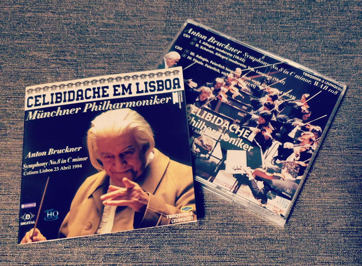 #NowPlaying
しかと受け取りました。チェリ伝説のリスボン・ライヴ正規盤。今まさに1994年4月23日のチェリとMPhilによるブルックナー第8交響曲1890年第2稿が蘇っております🙏🙏🙏
#SergiuCelibidache
#MünchnerPhilharmoniker