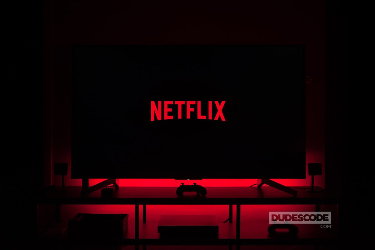 dudescode_com's tweet photo. After Google launched YouTube shorts, it was the turn of the most popular streaming service - Netflix.
- - -
#Netflix #NetflixFastLaughs
https://t.co/VsddK6zS6L https://t.co/H2BPKOtXYi