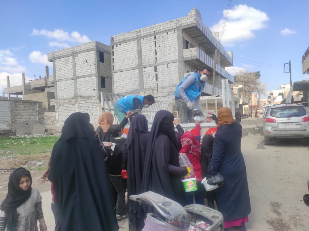 BeklenenUIYD's tweet photo. Rasulayn da bugünkü menümüzde 6000 kişilik 
Etli nohut ve şehriyeli pirinç pilavı fakir fukara halka Dağıtımını gerçekleştirdik inşallah  Siz Tüm hayır Sahiplerinden Beklenen gönüllü destekçilerinden Allah razı olsun.Bu güzelliklerin devamı için desteklerin devamını bekliyoruz https://t.co/cYieVUoraS