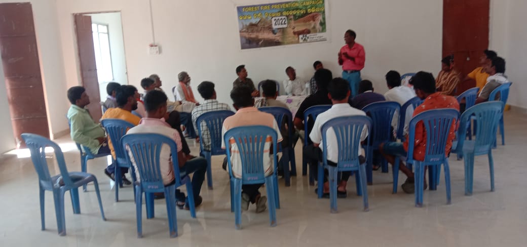 Our commitment to save Sunabeda from ravages of forest fire continues with support from <a href="/DfoKhariar/">Divisional Forest Office, Khariar</a> &amp; DFO Nuapada. 33 volunteers from various villages assembled at Komna Kalyan Mandap on 6th Mar'22 to deliberate on fire conservation.