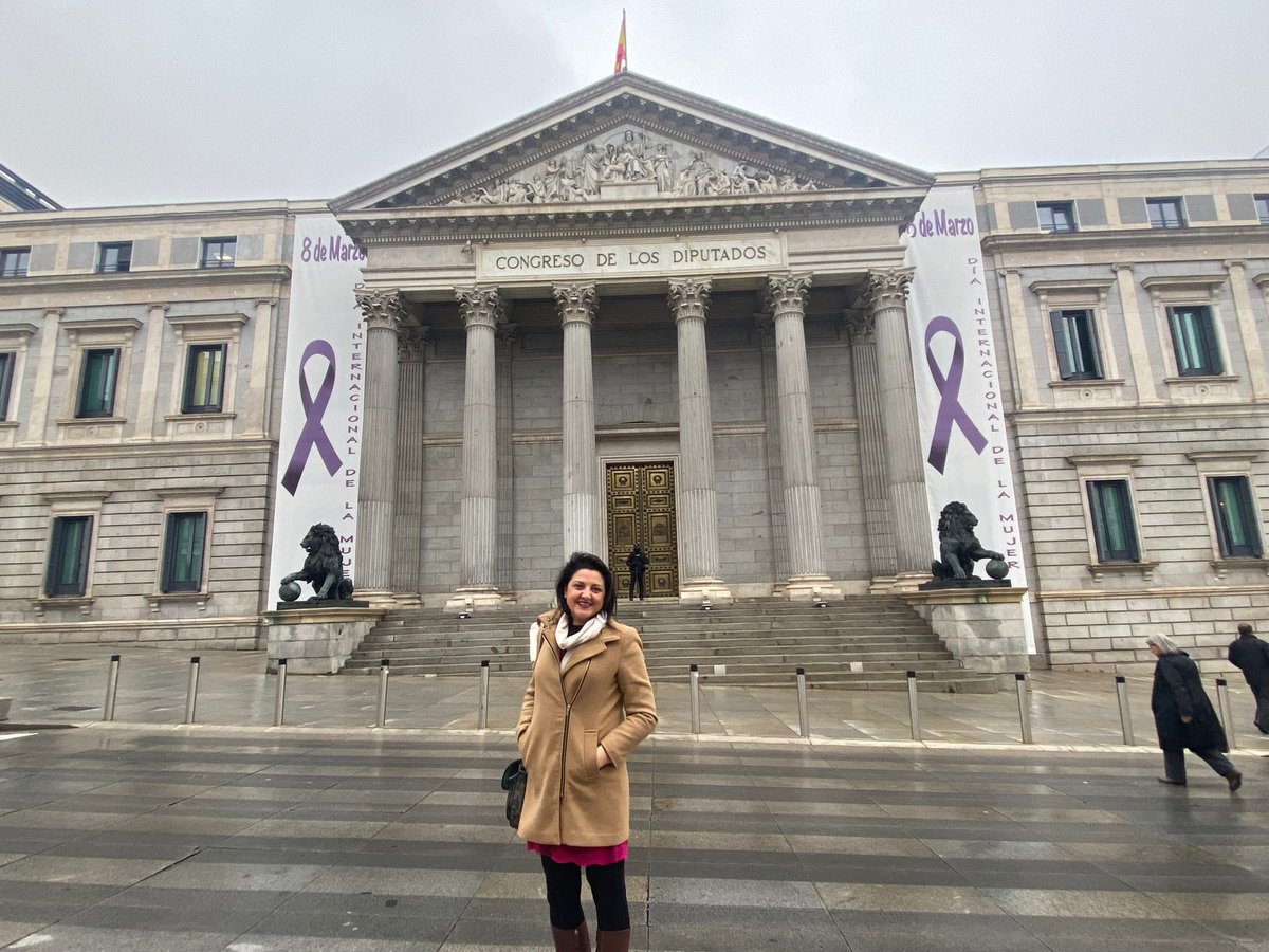 Hoy, nuestra presidenta @inmaluzcollado está en el <a href="/Congreso_Es/">Congreso</a> apoyando la reintegración del #DretCivilValencià aprobada per Les <a href="/cortsval/">Corts Valencianes</a>