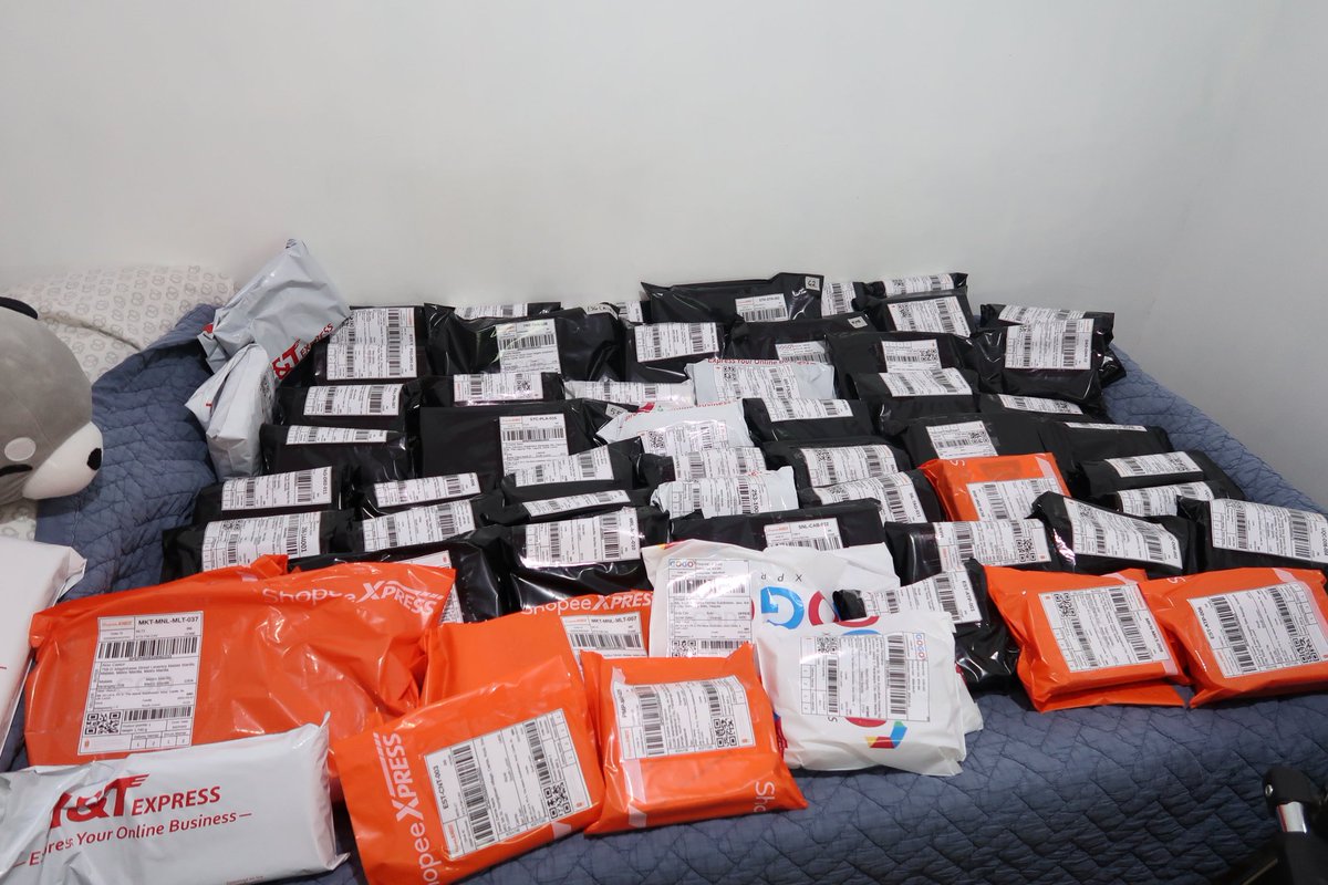 mondaycrumbs's tweet photo. #27_updates
These were picked up earlier around noon. Kindly refer to shopee & ggx app na lang for progress ha~ https://t.co/8rdU5wEw64