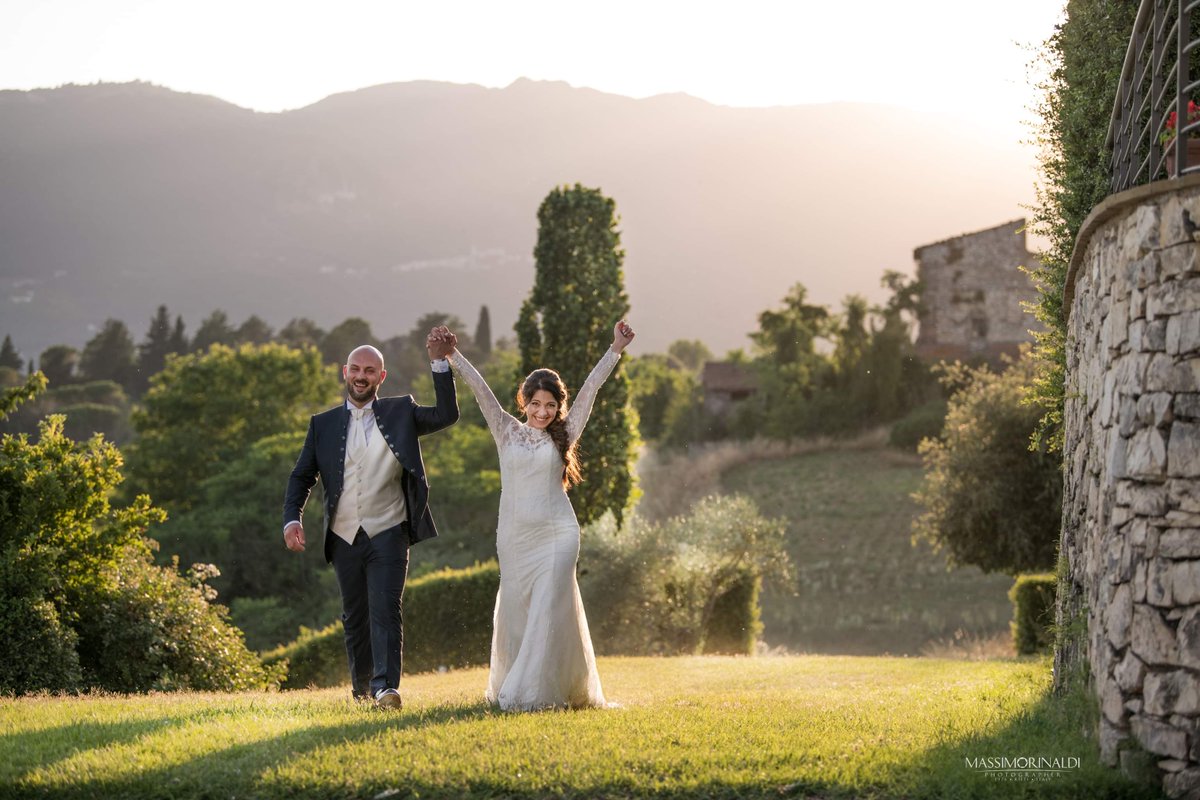 RinaldiFoto's tweet photo. Wedding #Reportage Matteo e Jessica
12 Luglio 2021
#Location: @ColleAluffi 
#MassimoRinaldiFotografo
https://t.co/7wlgtrOvL4
"𝐍𝐚𝐫𝐫𝐢𝐚𝐦𝐨, 𝐒𝐭𝐨𝐫𝐢𝐞 𝐏𝐫𝐞𝐳𝐢𝐨𝐬𝐞, 𝐒𝐓𝐎𝐑𝐈𝐄 𝐃'𝐀𝐌𝐎𝐑𝐄"
***
#MomentiDaRicordare
#MomentiSpeciali https://t.co/Cq7jizRN2e