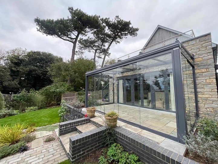 LanaiOutdoor's tweet photo. A Lanai Glass Room installed for a customer in Clevedon, Somerset.
 
5 metres wide with a projection of 2.5 metres, with glass doors to all elevations.
 
Please contact us on info@lanai-outdoor.co.uk with any enquiries.

#Lanai #GlassRoom #OutDoorlife #LiveLifeOutdoors https://t.co/3JPhkprwKO