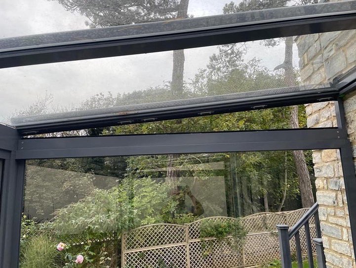 LanaiOutdoor's tweet photo. A Lanai Glass Room installed for a customer in Clevedon, Somerset.
 
5 metres wide with a projection of 2.5 metres, with glass doors to all elevations.
 
Please contact us on info@lanai-outdoor.co.uk with any enquiries.

#Lanai #GlassRoom #OutDoorlife #LiveLifeOutdoors https://t.co/3JPhkprwKO
