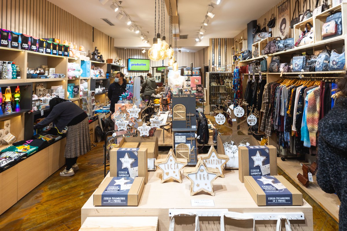 plazaeboli's tweet photo. @Origenmania se ha llenado de novedades de #primavera 🌼🌸🌼🌸 ¡Ven y descubre la nueva colección! 😊

#CCPlazaÉboli #ATuGusto #Pinto https://t.co/QmY6Po4ZUc