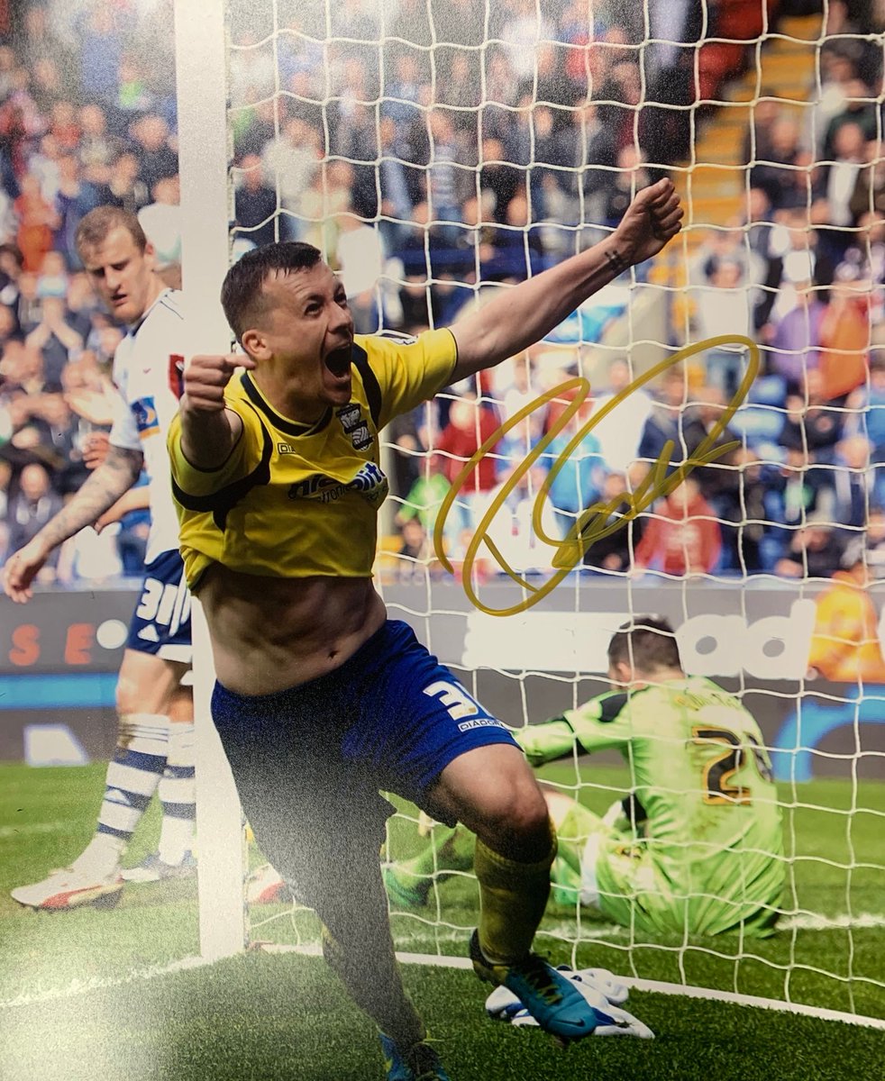 SALE! 

What a day! 16 x 12" signed colour photos delivered to your door for less than £15.00 - get in quick!

Fast and Free UK delivery! #BCFC #KRO #Caddis #SignedPaulCaddis #FreeDelivery

centralsportsuk.com/collections/fo…
