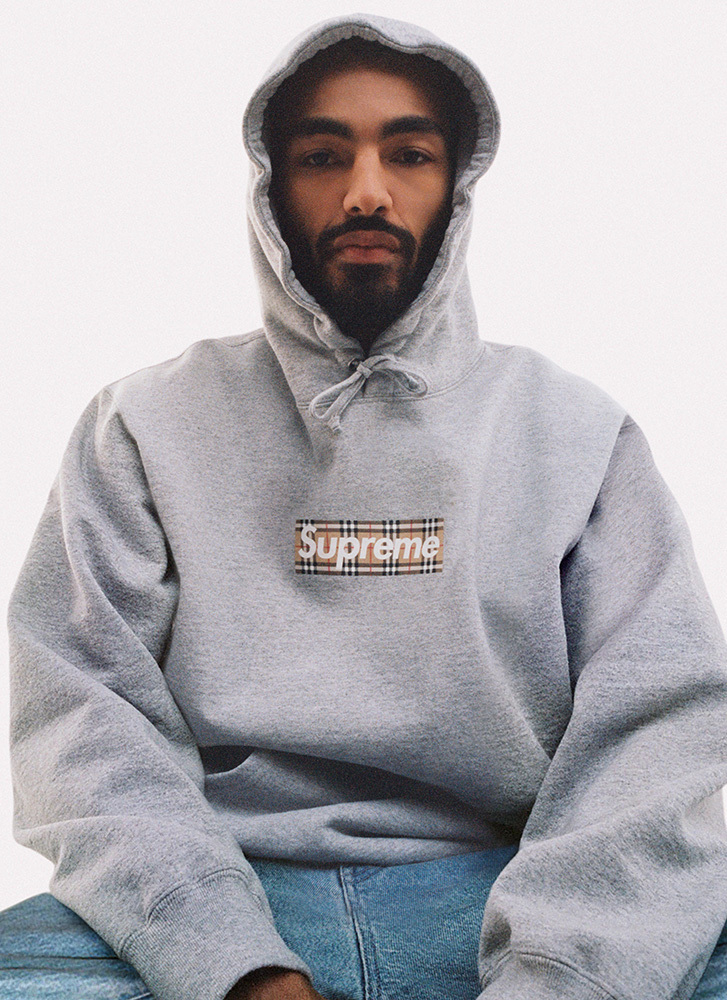 viewsfrance's tweet photo. Supreme et Burberry présentent leur première collaboration ! https://t.co/CWylf3fD1M