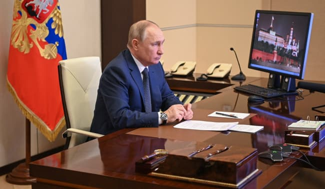 🔴 EN DIRECT 
Moscou adopte une liste de pays "hostiles" qui seront remboursés en roubles
bfmtv.com/international/…