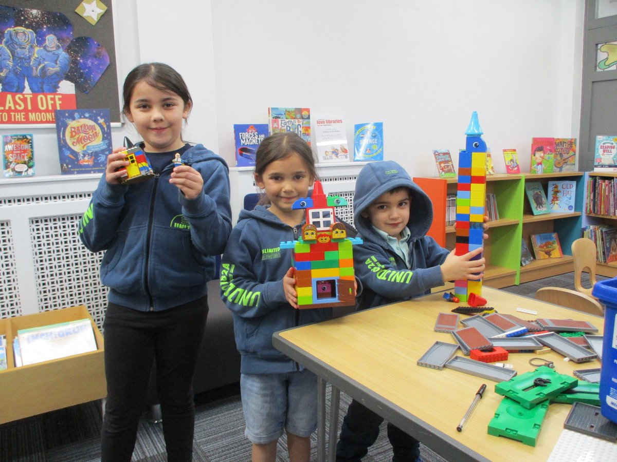 With the help of #StAnnesLibrary's excellent Culture Hacks, our Lego Club builders made some intergalactic creations. 
Join us every Saturday 2-3pm and conquer the weekly building challenge!
#CultureHack #CultureHacks #YoungVolunteers