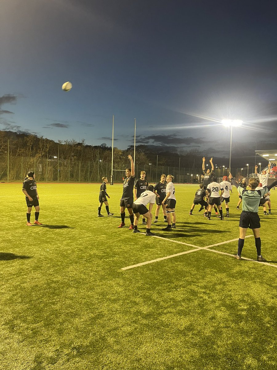 OHughesRugby's tweet photo. Great to be involved with the Dragons u16s yesterday. two incredibly good fixtures against the @welshexiles 🔴⚫️
One week a friend and the next an enemy!😂
Well done to @PE_stcenydd pupil Charlie on his first appearance also 🔵⚫️
#RAG16 🐉 https://t.co/nSvCBj9oXx