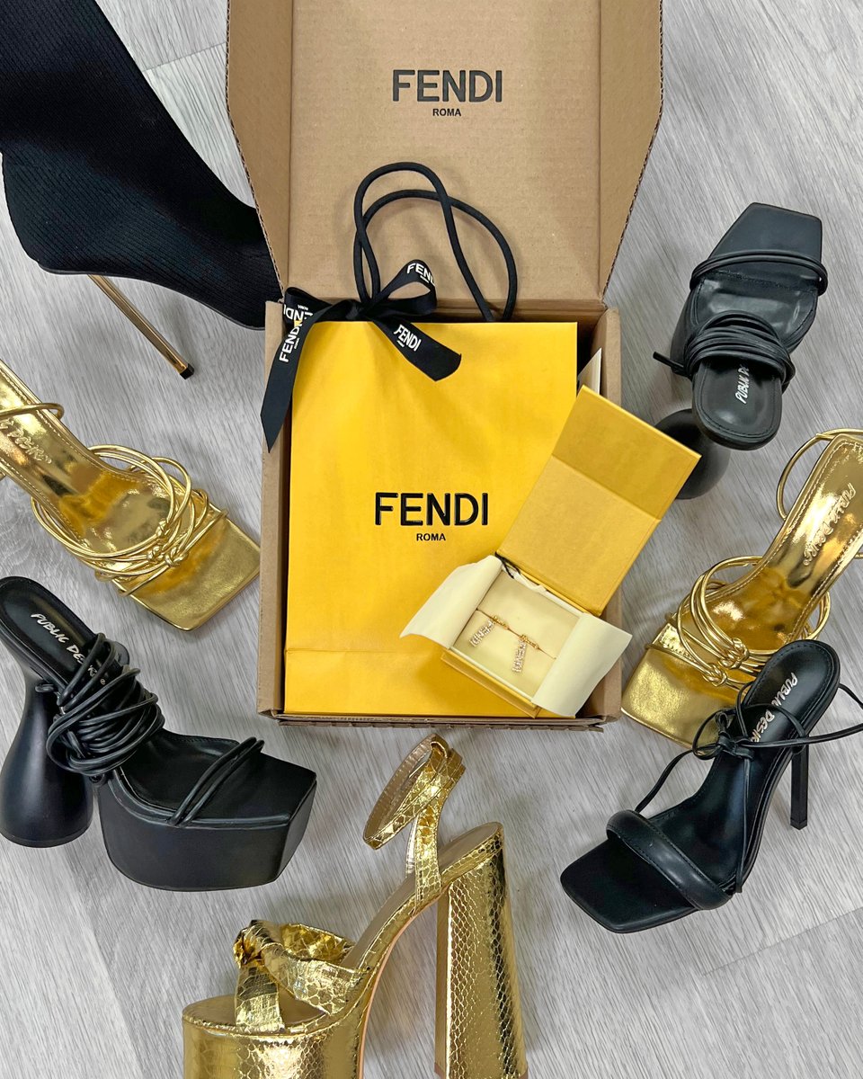 PublicDesire's tweet photo. ⚡LAST CHANCE TO ENTER⚡We are giving away THE dreamiest Fendi earrings AND a £100/$100 Public Desire voucher 🤩✨

To enter👇
💫 Follow us 
💫 Retweet + fave this tweet

Good luck!🤞 Ends 11:59pm GMT on March 7, 2022 #competition #giveaway https://t.co/BuIoa85ZFZ